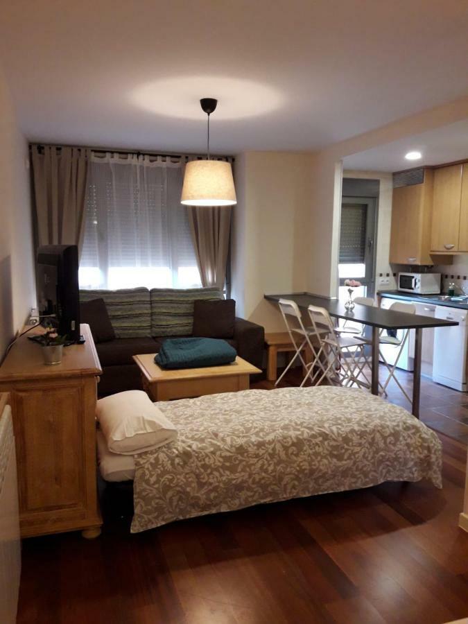 Apartamento en c/ Peroneros Latas Exterior foto